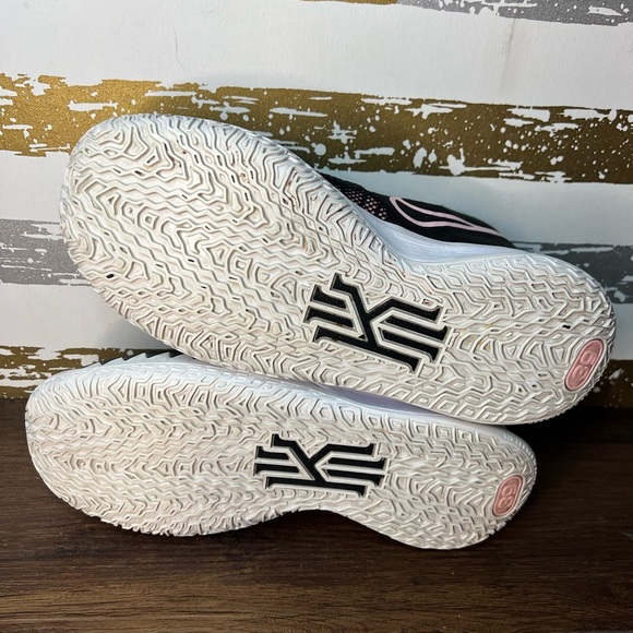 Kyrie “Ripple Effect” - Picture 4 of 6